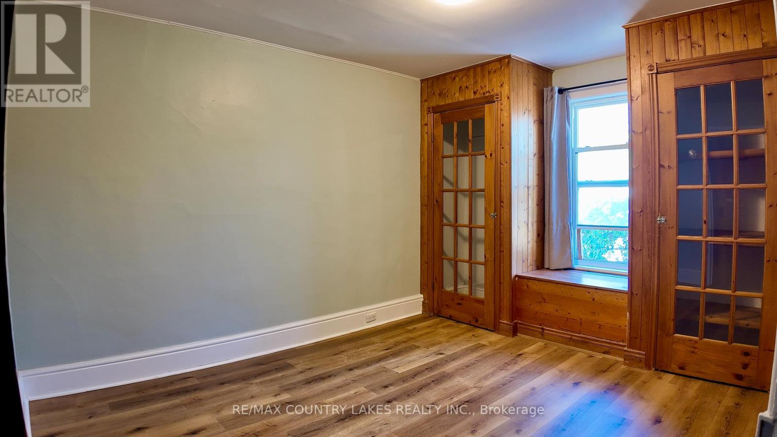 7 Melbourne Street E, Kawartha Lakes, Ontario  K9V 1X2 - Photo 18 - X12465470