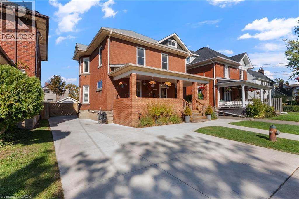 22 Griffith Street, Welland, Ontario  L3B 4G4 - Photo 2 - 40778626