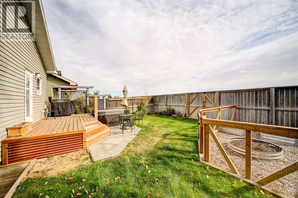 366 Mt Sundance Landing W, Lethbridge, Alberta  T1J 5H9 - Photo 32 - A2261510