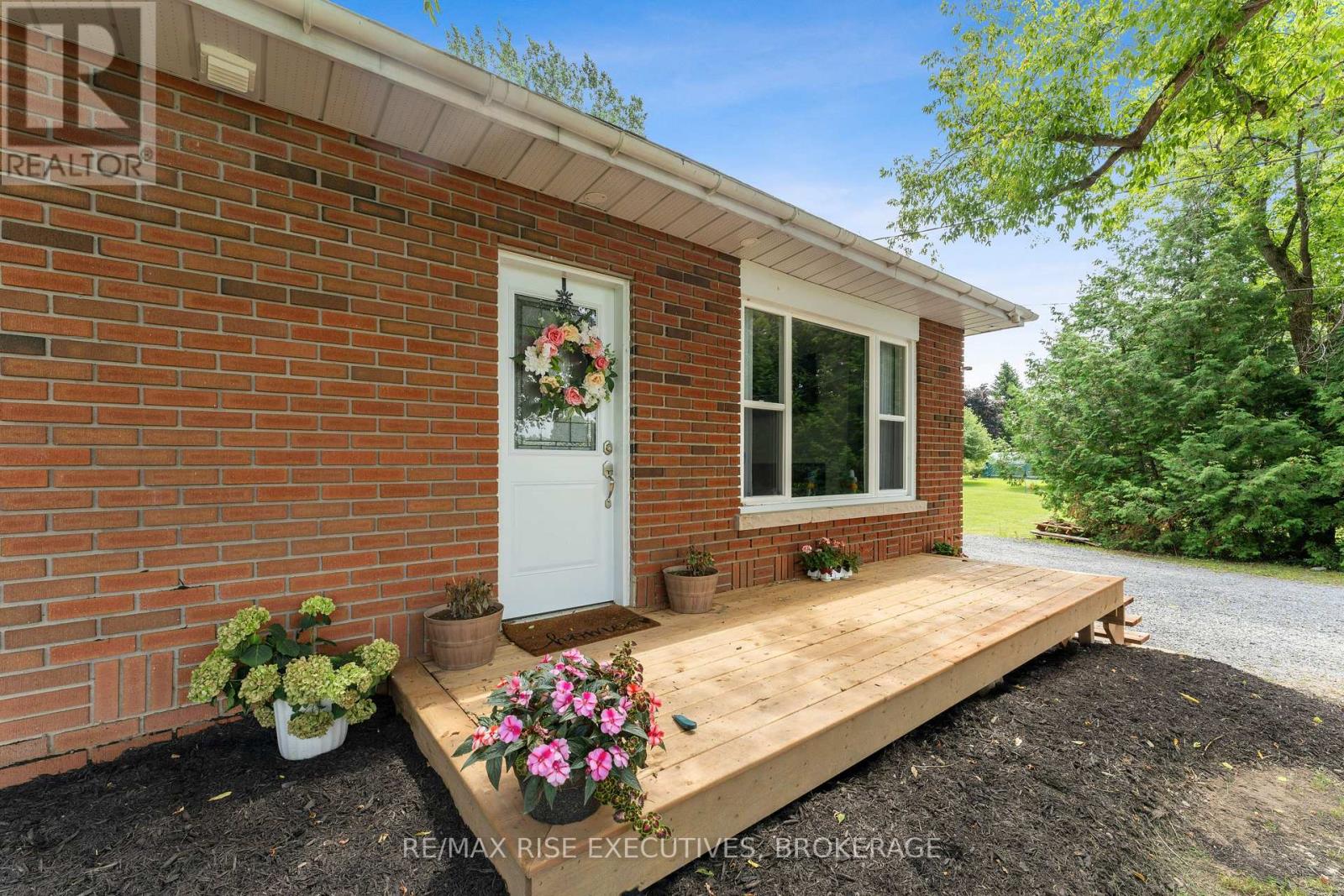5212 Wilmer Road, South Frontenac (Frontenac South), Ontario  K0H 2L0 - Photo 5 - X12465612