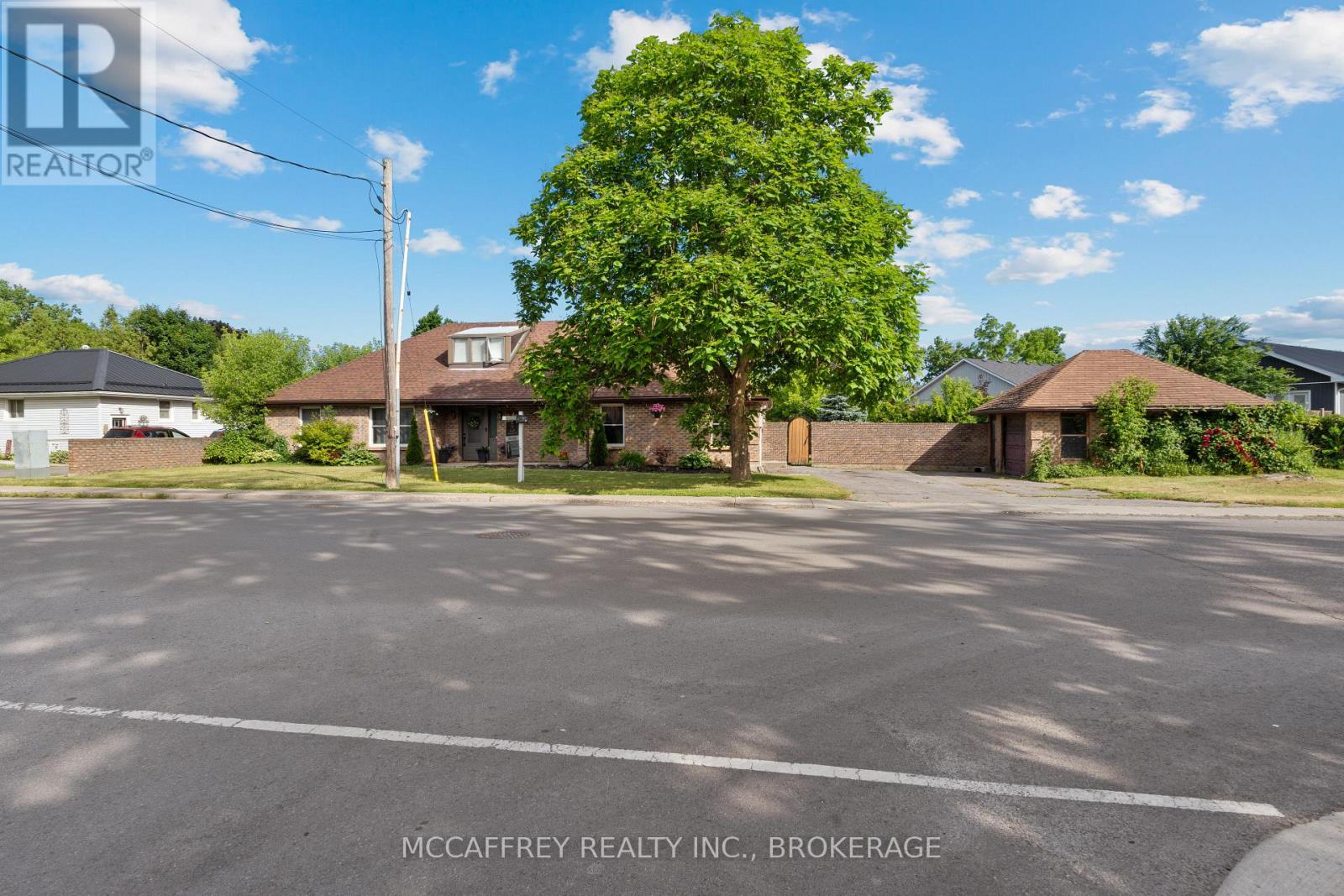 137 Thomas Street W, Greater Napanee (Greater Napanee), Ontario  K7R 2H4 - Photo 45 - X12465700