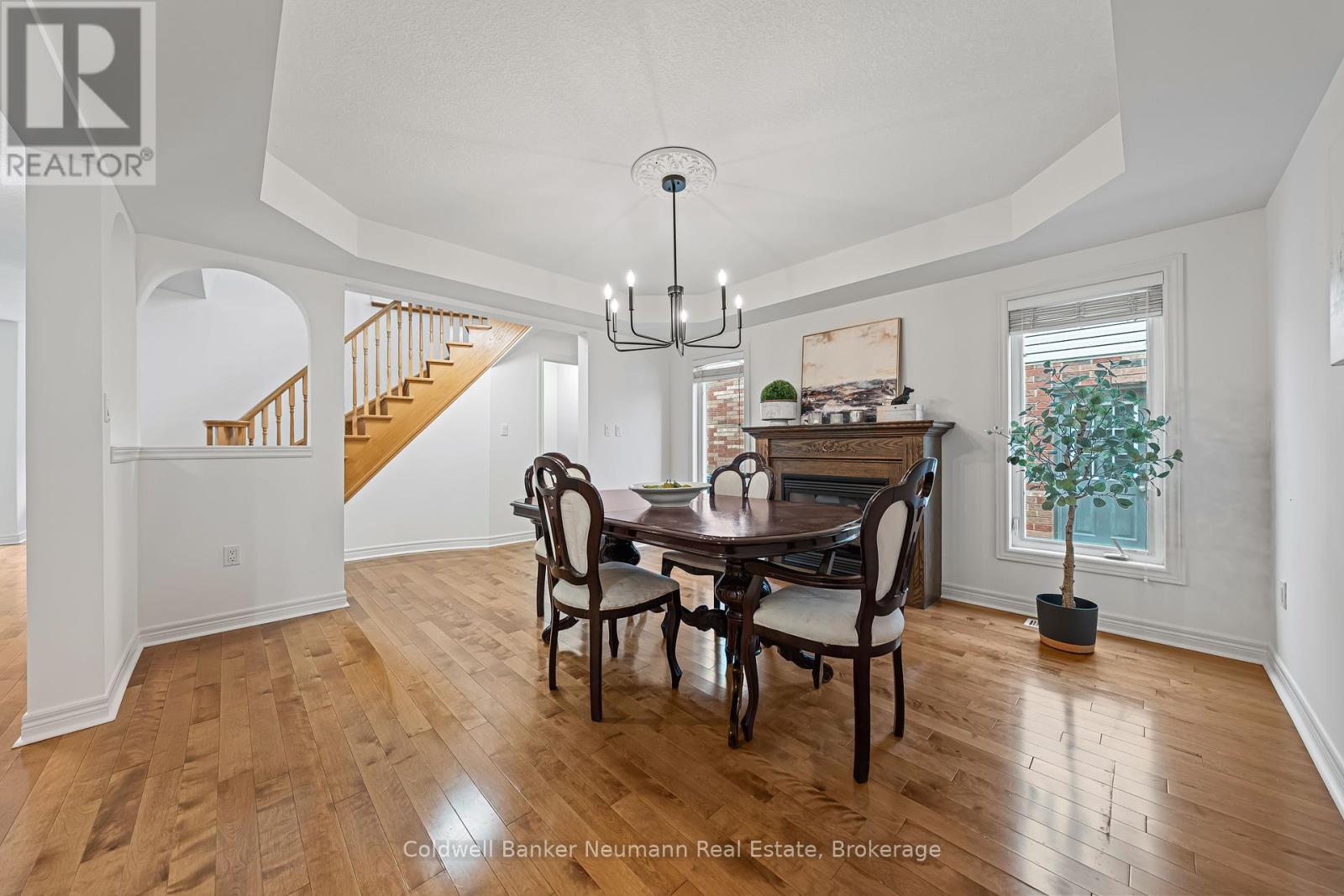 42 Mcarthur Drive, Guelph, Ontario  N1L 1S2 - Photo 12 - X12465630