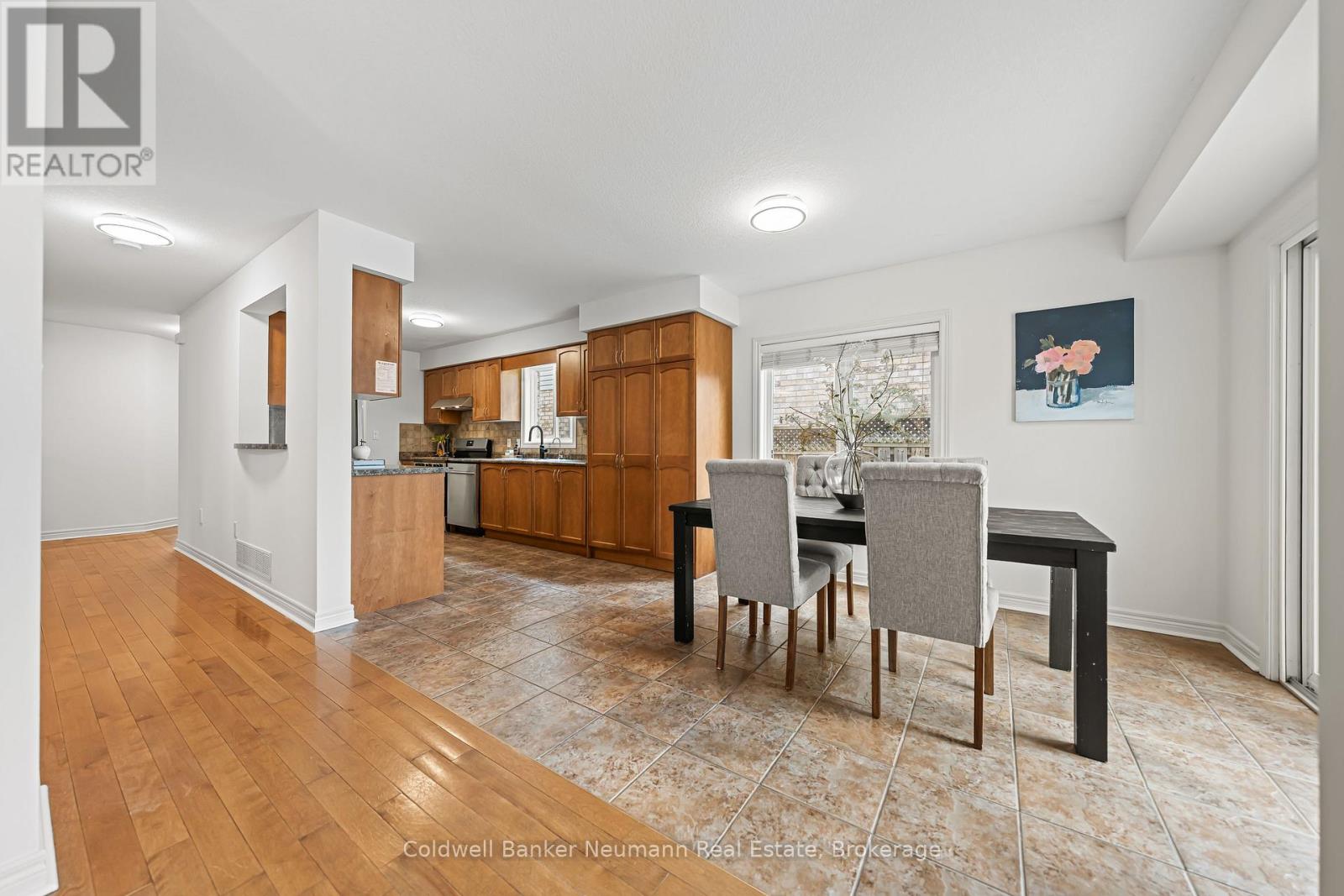 42 Mcarthur Drive, Guelph (Pineridge/westminster Woods), Ontario  N1L 1S2 - Photo 17 - X12465630