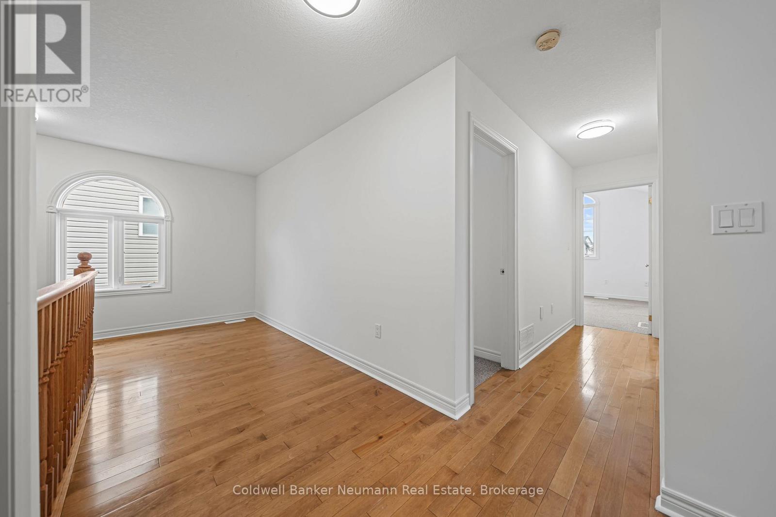 42 Mcarthur Drive, Guelph (Pineridge/westminster Woods), Ontario  N1L 1S2 - Photo 28 - X12465630