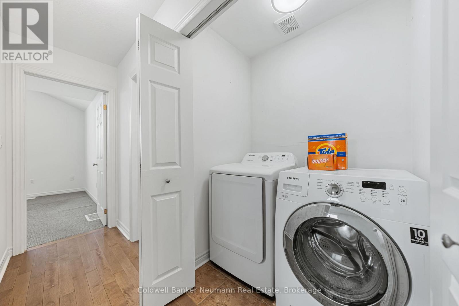 42 Mcarthur Drive, Guelph (Pineridge/westminster Woods), Ontario  N1L 1S2 - Photo 37 - X12465630