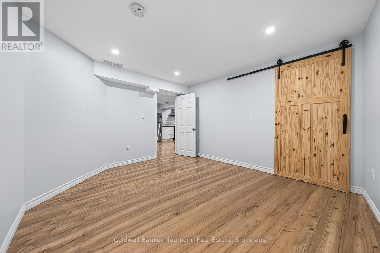 42 Mcarthur Drive, Guelph (Pineridge/westminster Woods), Ontario  N1L 1S2 - Photo 42 - X12465630
