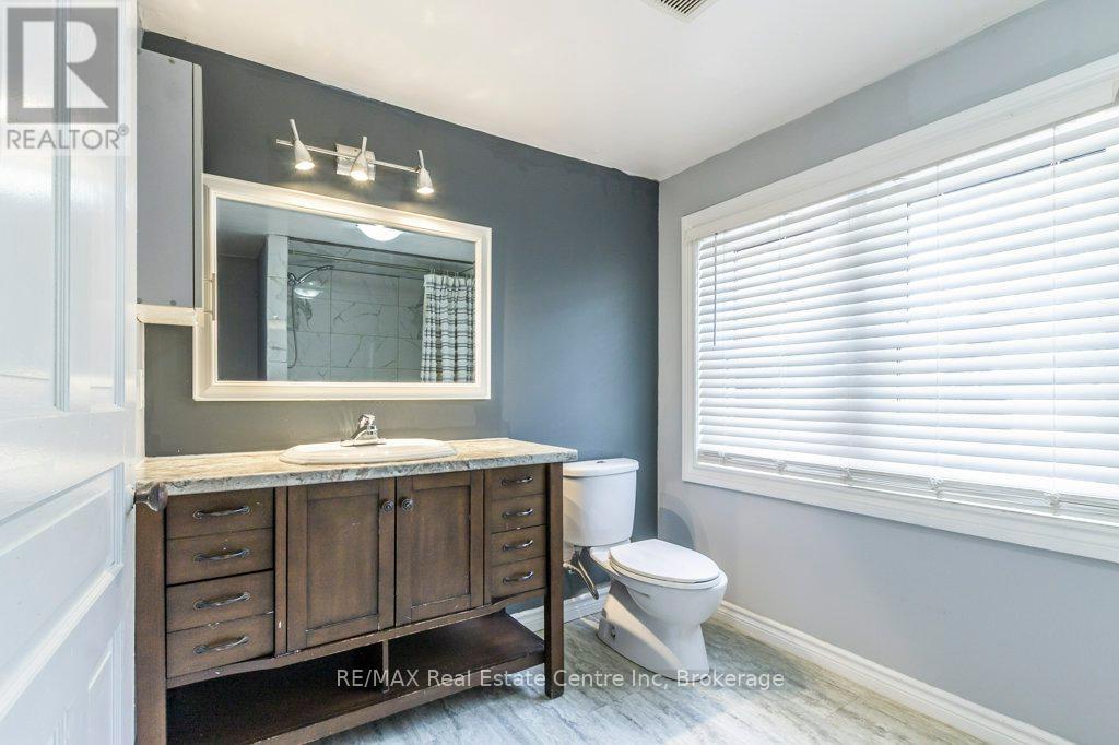 18 High Street, Mapleton, Ontario  N0G 2V0 - Photo 20 - X12465636