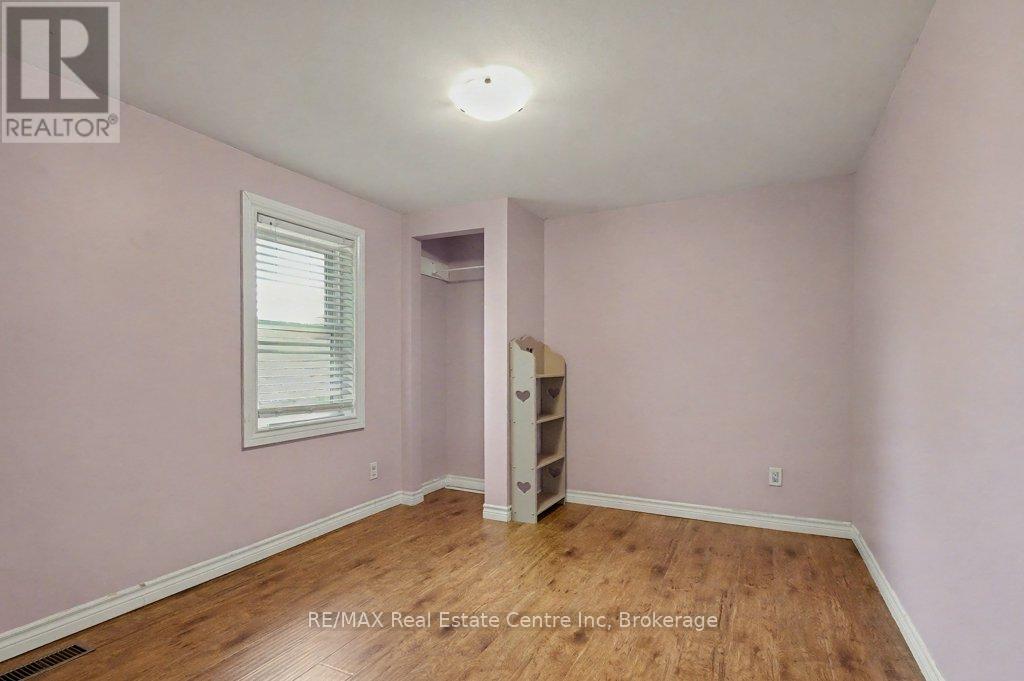 18 High Street, Mapleton, Ontario  N0G 2V0 - Photo 24 - X12465636