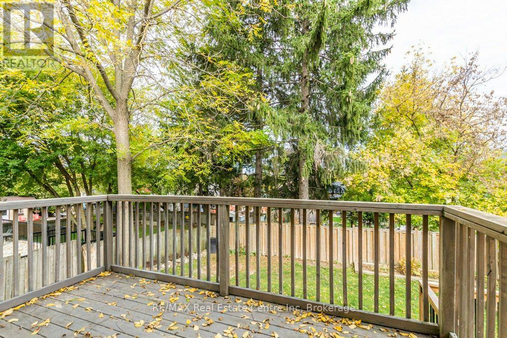 18 High Street, Mapleton, Ontario  N0G 2V0 - Photo 27 - X12465636
