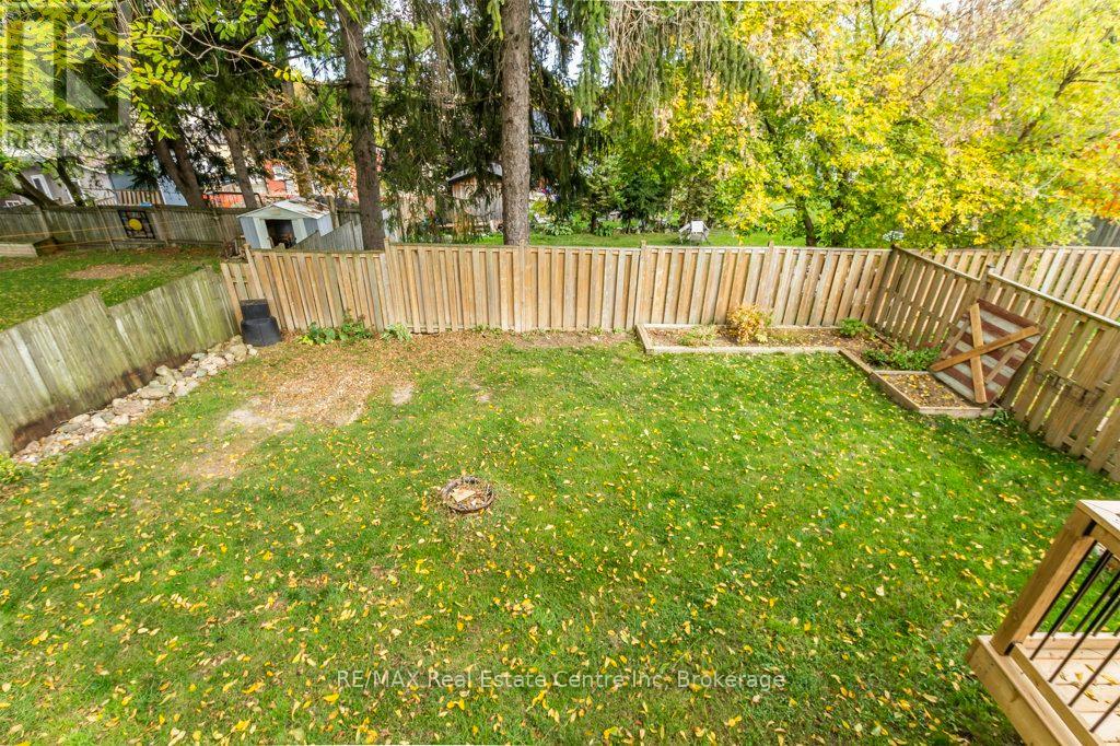 18 High Street, Mapleton, Ontario  N0G 2V0 - Photo 28 - X12465636