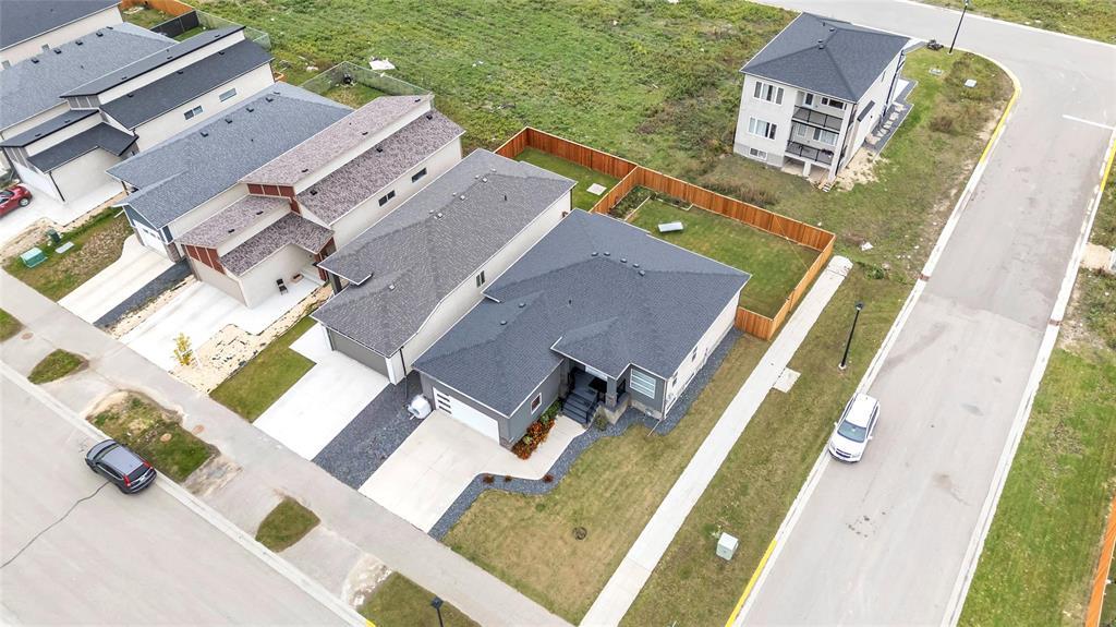 901 Vaughan Avenue, Selkirk, Manitoba  R1A 4N4 - Photo 23 - 202526698