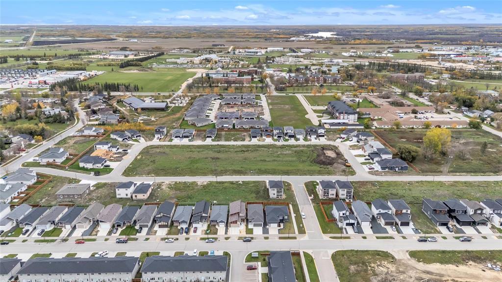 901 Vaughan Avenue, Selkirk, Manitoba  R1A 4N4 - Photo 24 - 202526698