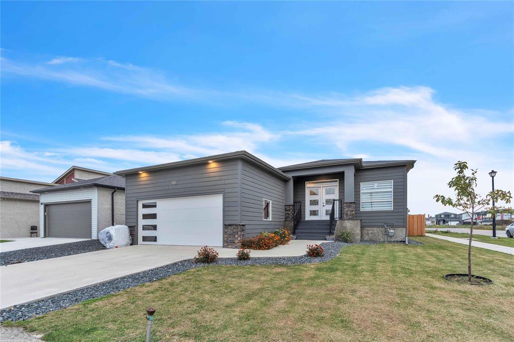 901 Vaughan Avenue, Selkirk, Manitoba  R1A 4N4 - Photo 27 - 202526698