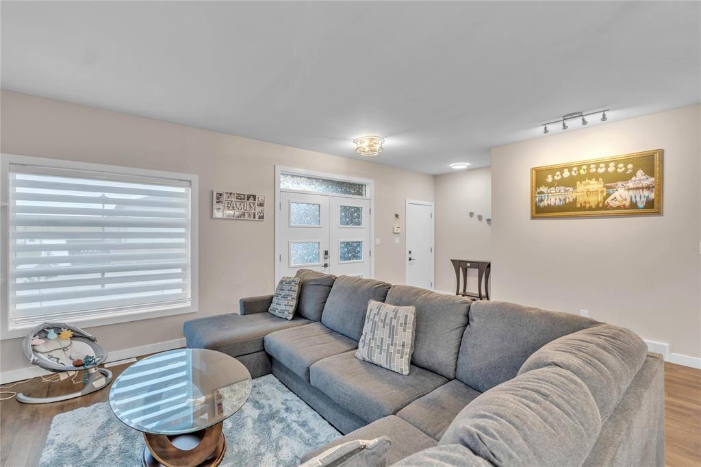 901 Vaughan Avenue, Selkirk, Manitoba  R1A 4N4 - Photo 5 - 202526698