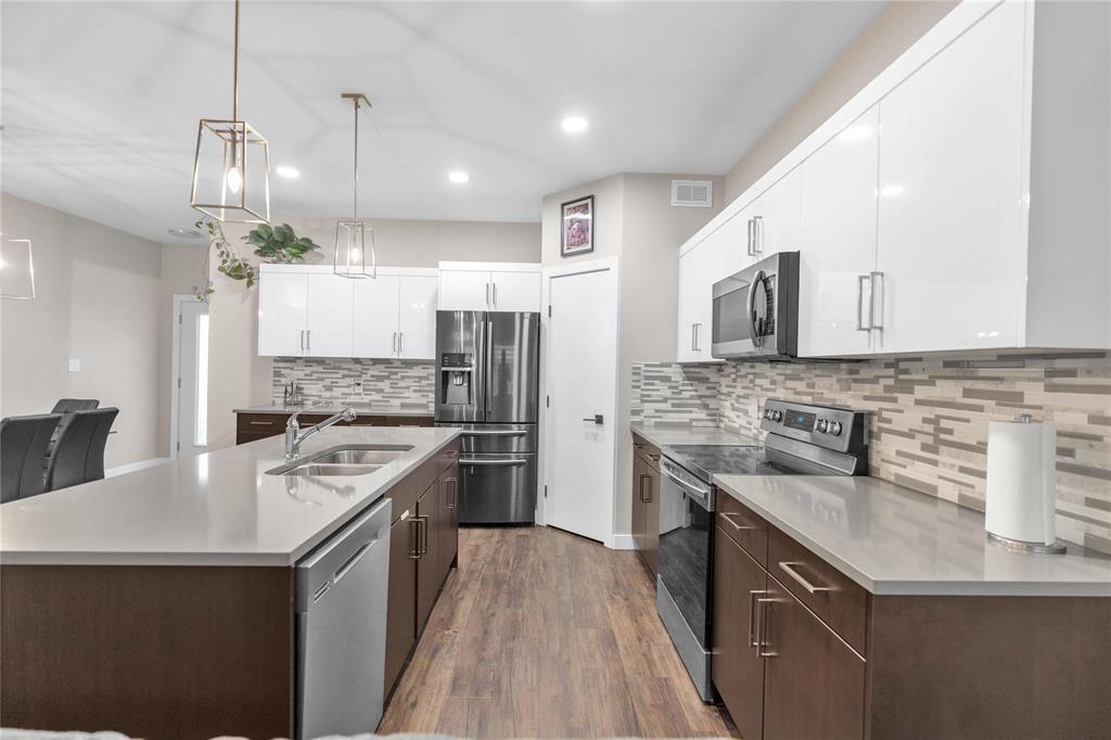 901 Vaughan Avenue, Selkirk, Manitoba  R1A 4N4 - Photo 8 - 202526698