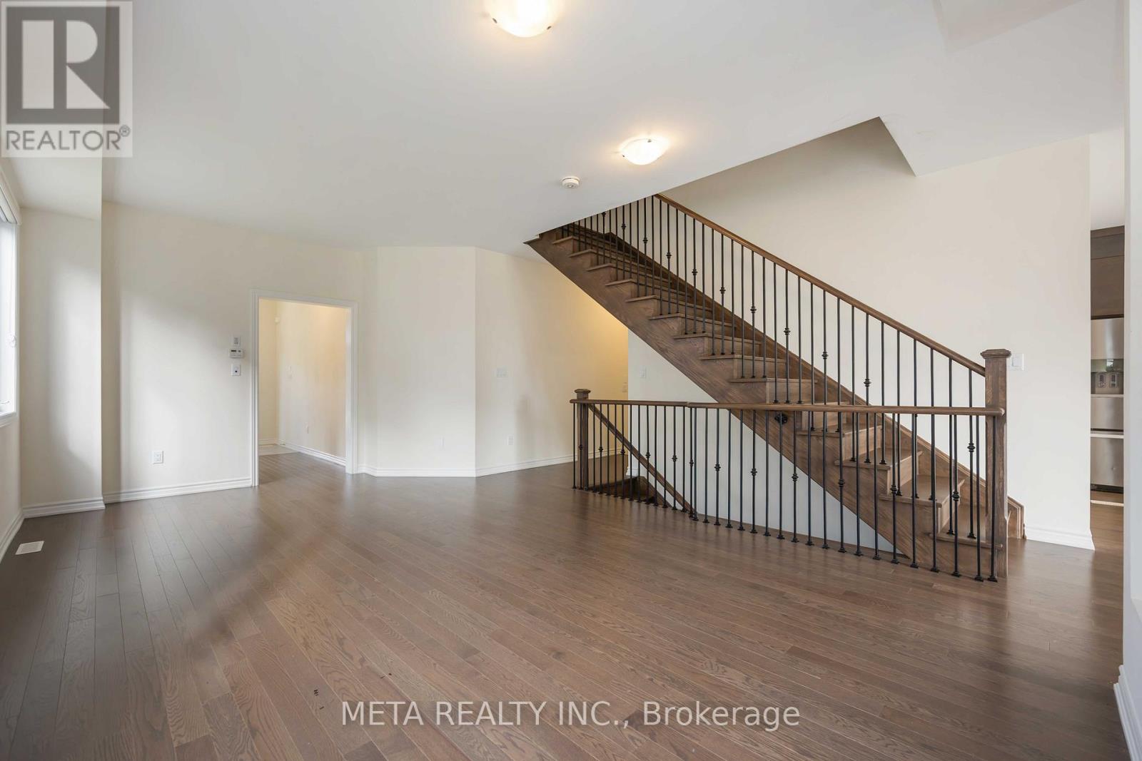 1175 Plymouth Drive, Oshawa, Ontario  L1L 0T4 - Photo 12 - E12452260