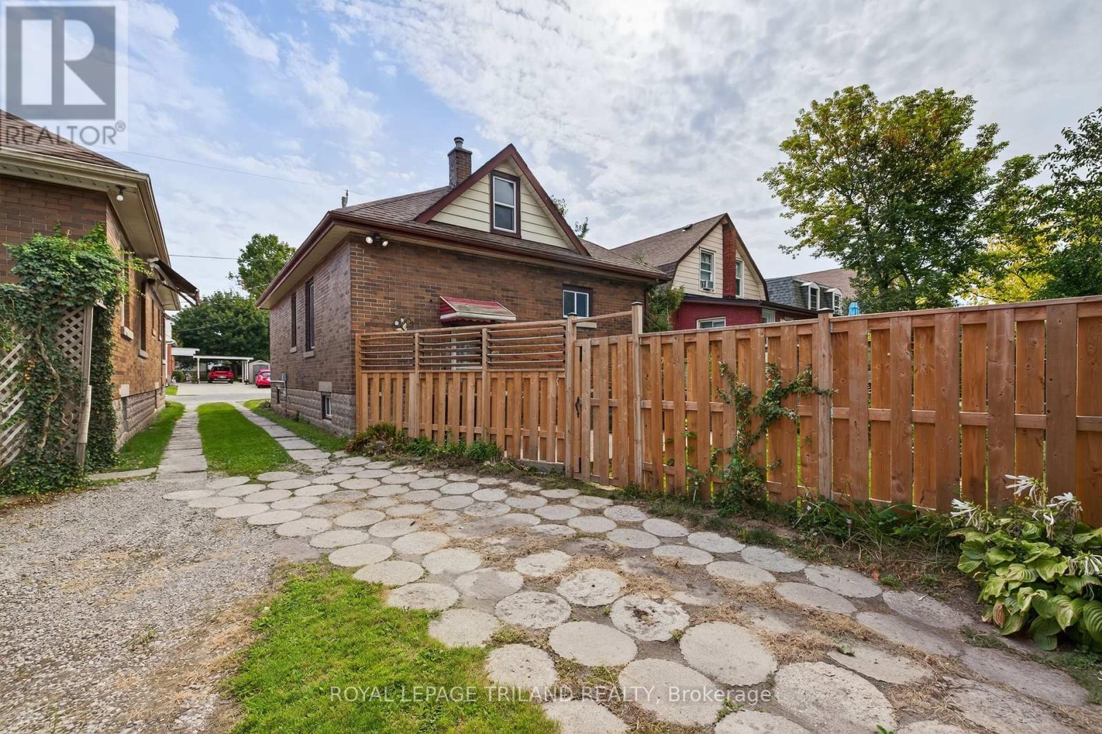 137 Redan Street, St. Thomas, Ontario  N5P 1V6 - Photo 23 - X12465615