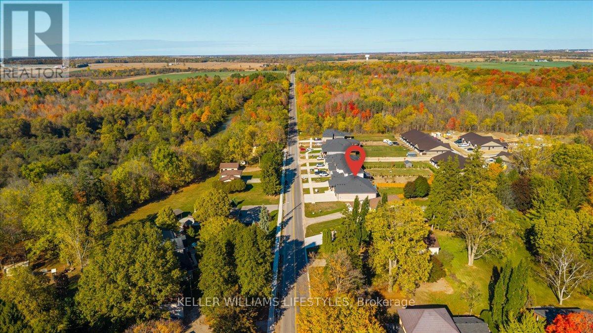 92 Queen Street, North Middlesex, Ontario  N0M 1A0 - Photo 50 - X12465658