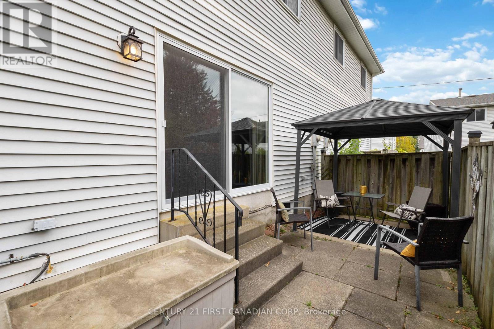 85 - 120 Centre Street, London South (South E), Ontario  N6J 4X4 - Photo 23 - X12465702