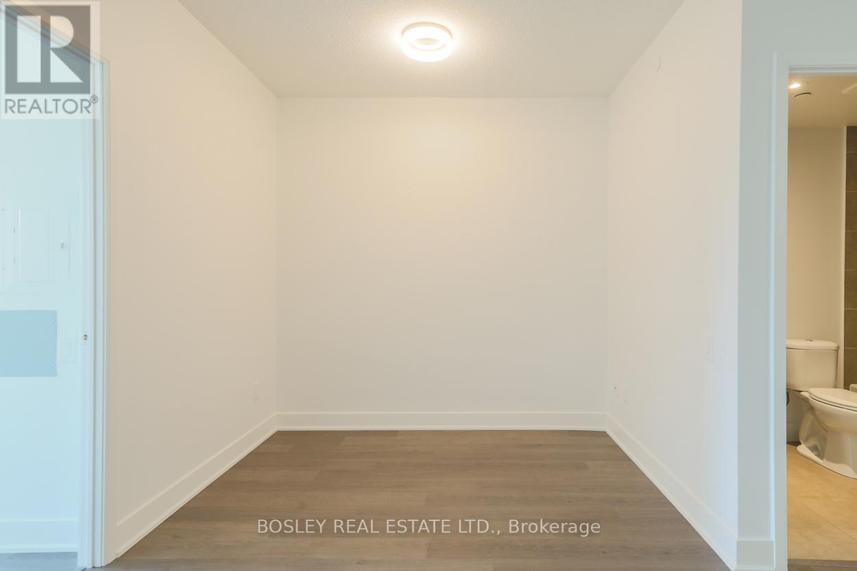 408 - 7608 Yonge Street, Vaughan, Ontario  L4J 0J5 - Photo 11 - N12430047