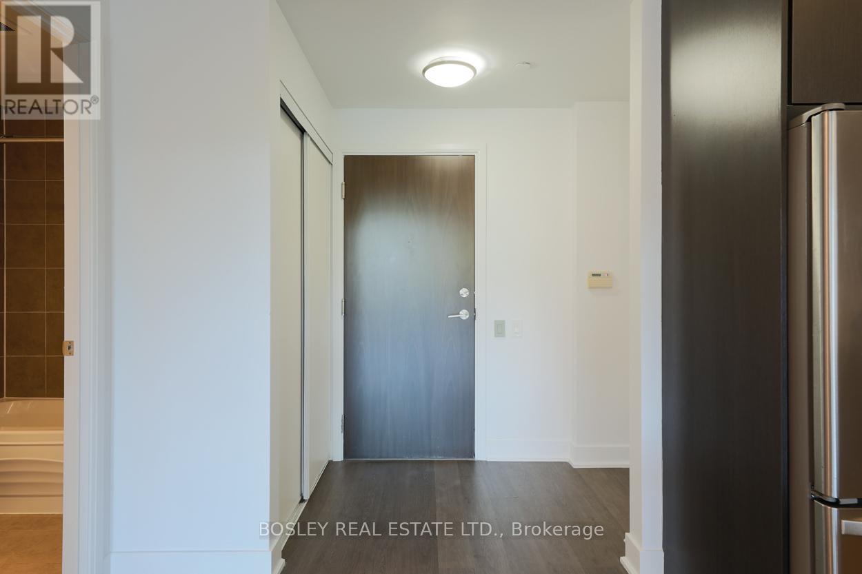 408 - 7608 Yonge Street, Vaughan, Ontario  L4J 0J5 - Photo 4 - N12430047