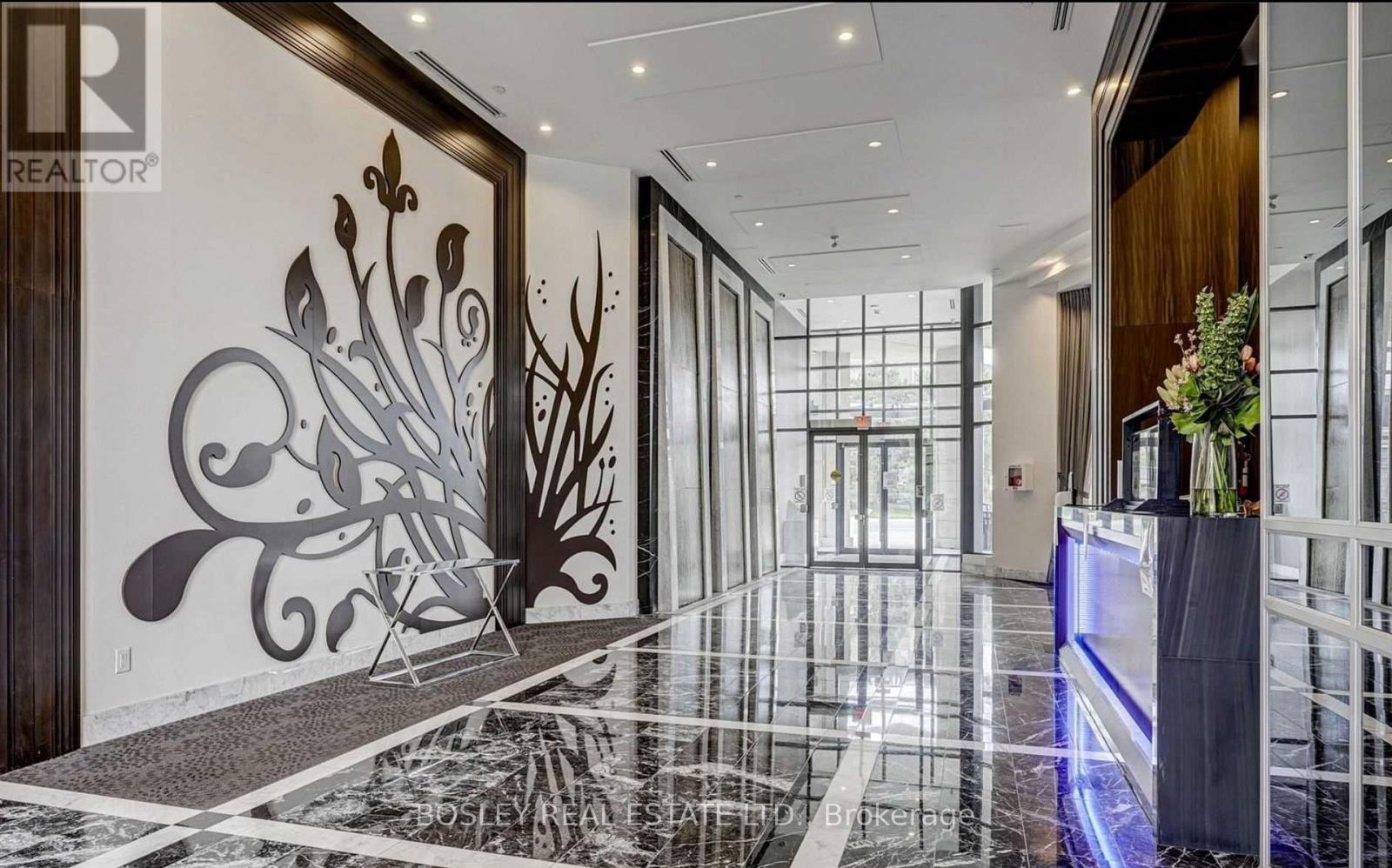 408 - 7608 Yonge Street, Vaughan, Ontario  L4J 0J5 - Photo 3 - N12430047