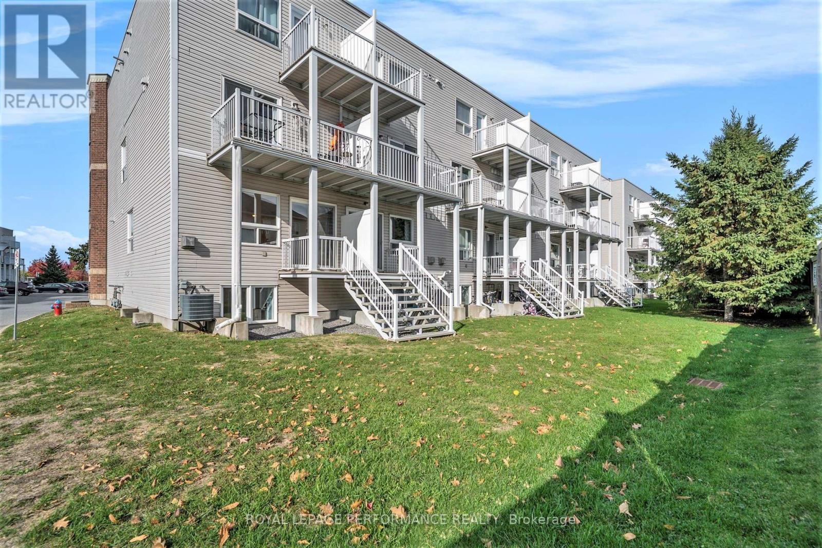 52 - 130 Berrigan Drive, Ottawa, Ontario  K2J 0J3 - Photo 15 - X12465602