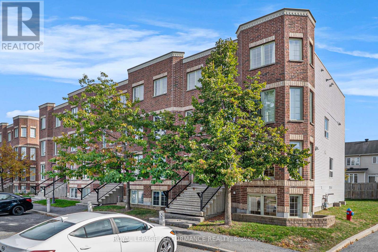 52 - 130 Berrigan Drive, Ottawa, Ontario  K2J 0J3 - Photo 2 - X12465602