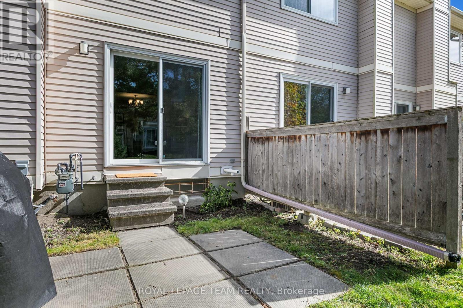 D - 114 Valley Stream Drive, Ottawa, Ontario  K2H 9E1 - Photo 29 - X12465696