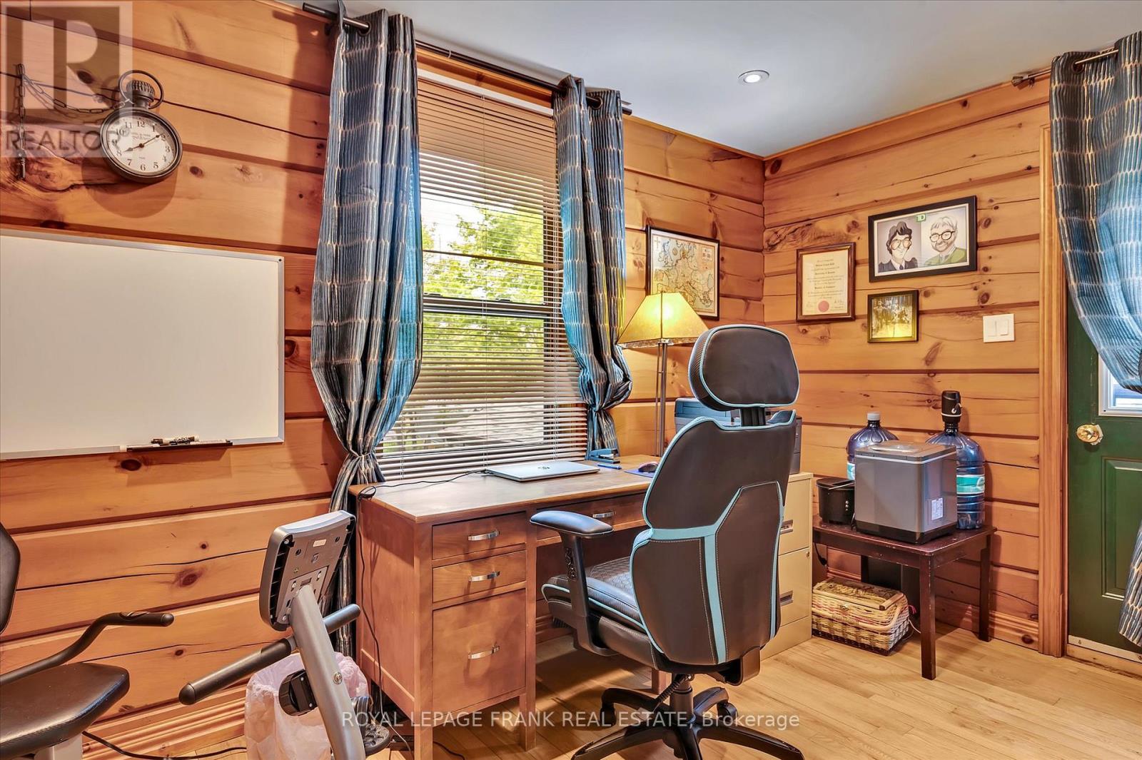 124 Fire Route 66, Trent Lakes, Ontario K0L 2J0 - Photo 27 - X12346379