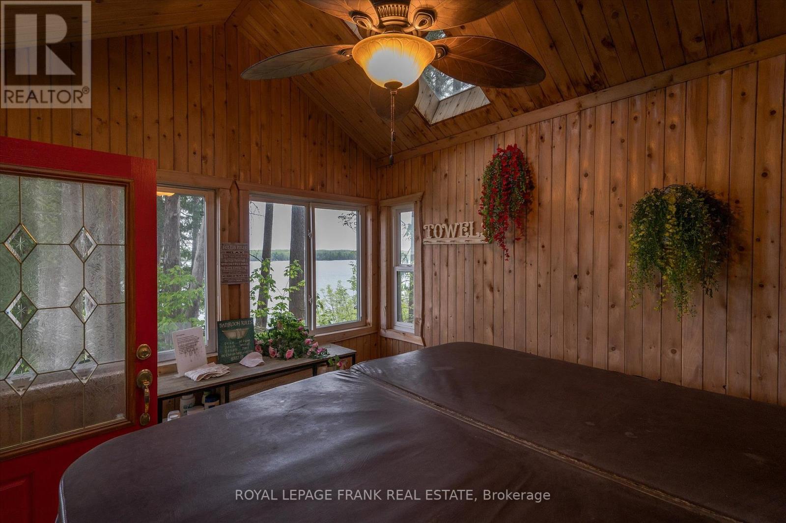 124 Fire Route 66, Trent Lakes, Ontario K0L 2J0 - Photo 34 - X12346379