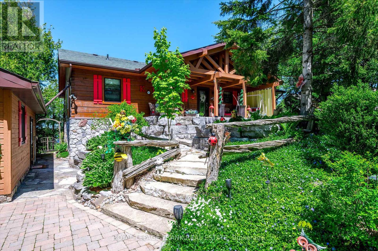 124 Fire Route 66, Trent Lakes, Ontario K0L 2J0 - Photo 4 - X12346379