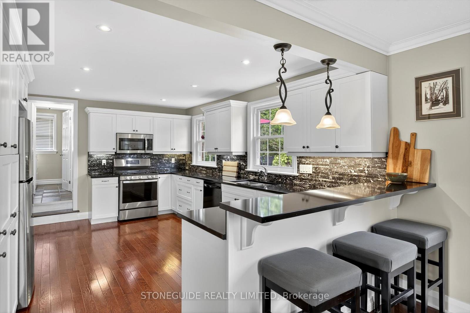 636 Homewood Avenue, Peterborough, Ontario  K9J 4V6 - Photo 12 - X12424360