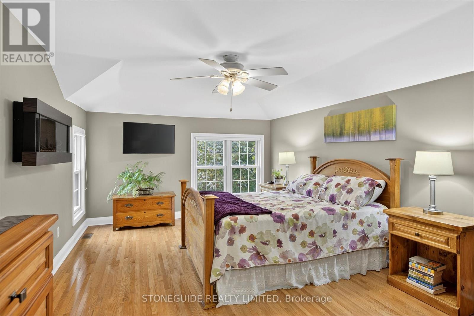 636 Homewood Avenue, Peterborough, Ontario  K9J 4V6 - Photo 18 - X12424360