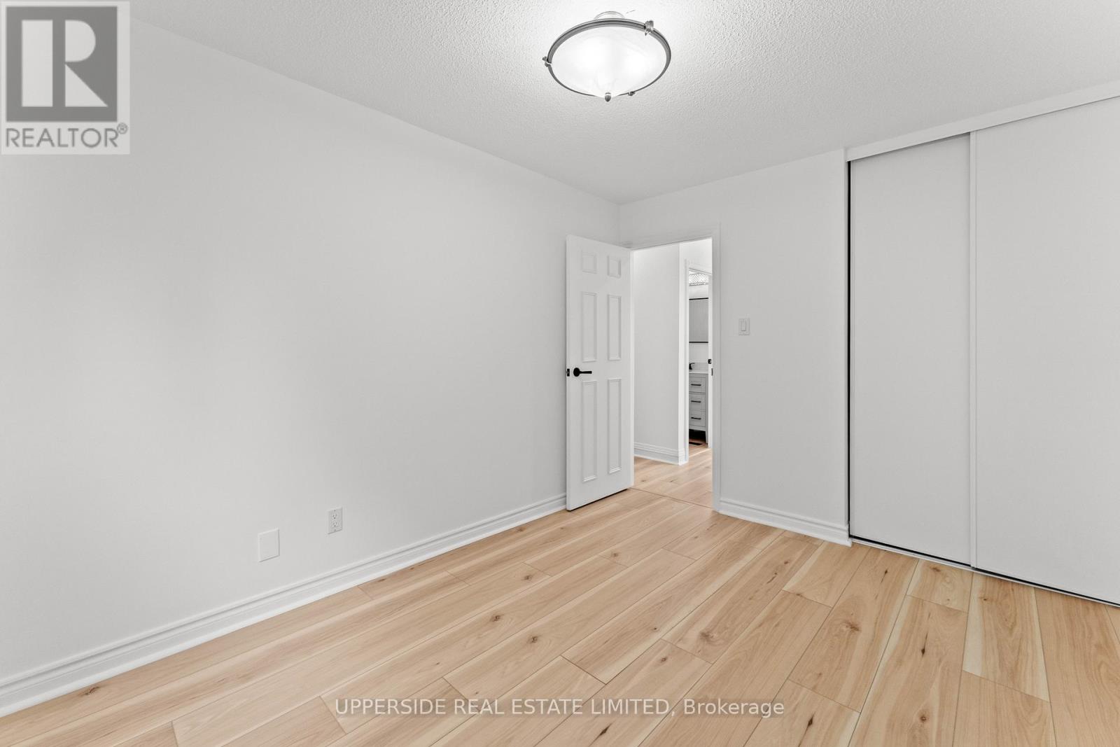 55 Thornbury Circle, Vaughan, Ontario  L4J 5C3 - Photo 22 - N12260313
