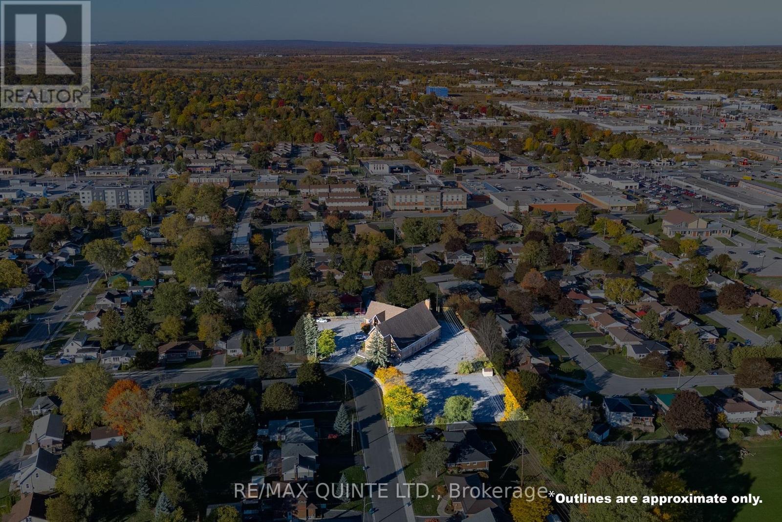 72 Orchard Drive, Belleville, Ontario K8P 2K7 - Photo 2 - X12465343