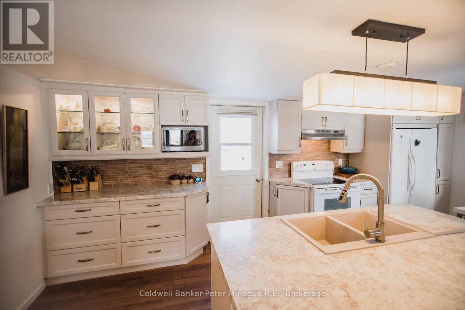 1074 James Street, Mattawa, Ontario  P0H 1V0 - Photo 8 - X12465762
