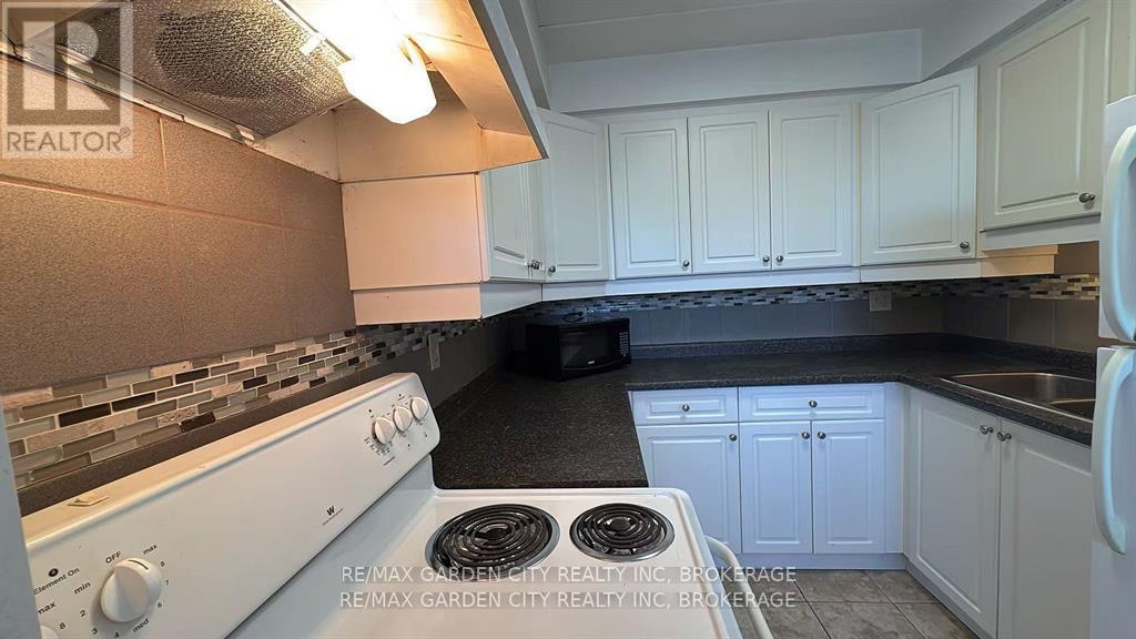 201 - 210 Pelham Road, St. Catharines, Ontario  L2S 1W9 - Photo 16 - X12465614