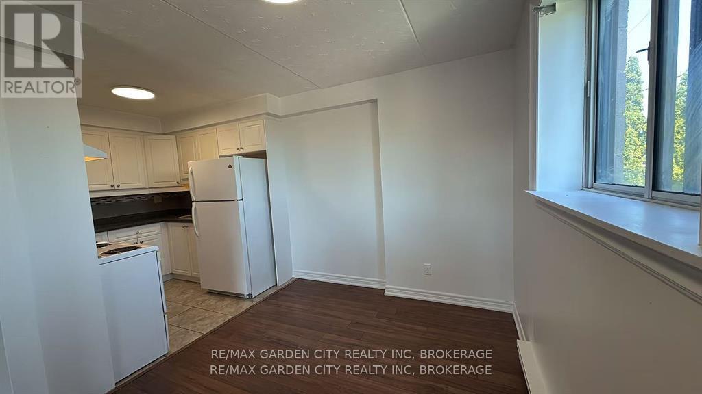 201 - 210 Pelham Road, St. Catharines, Ontario  L2S 1W9 - Photo 17 - X12465614