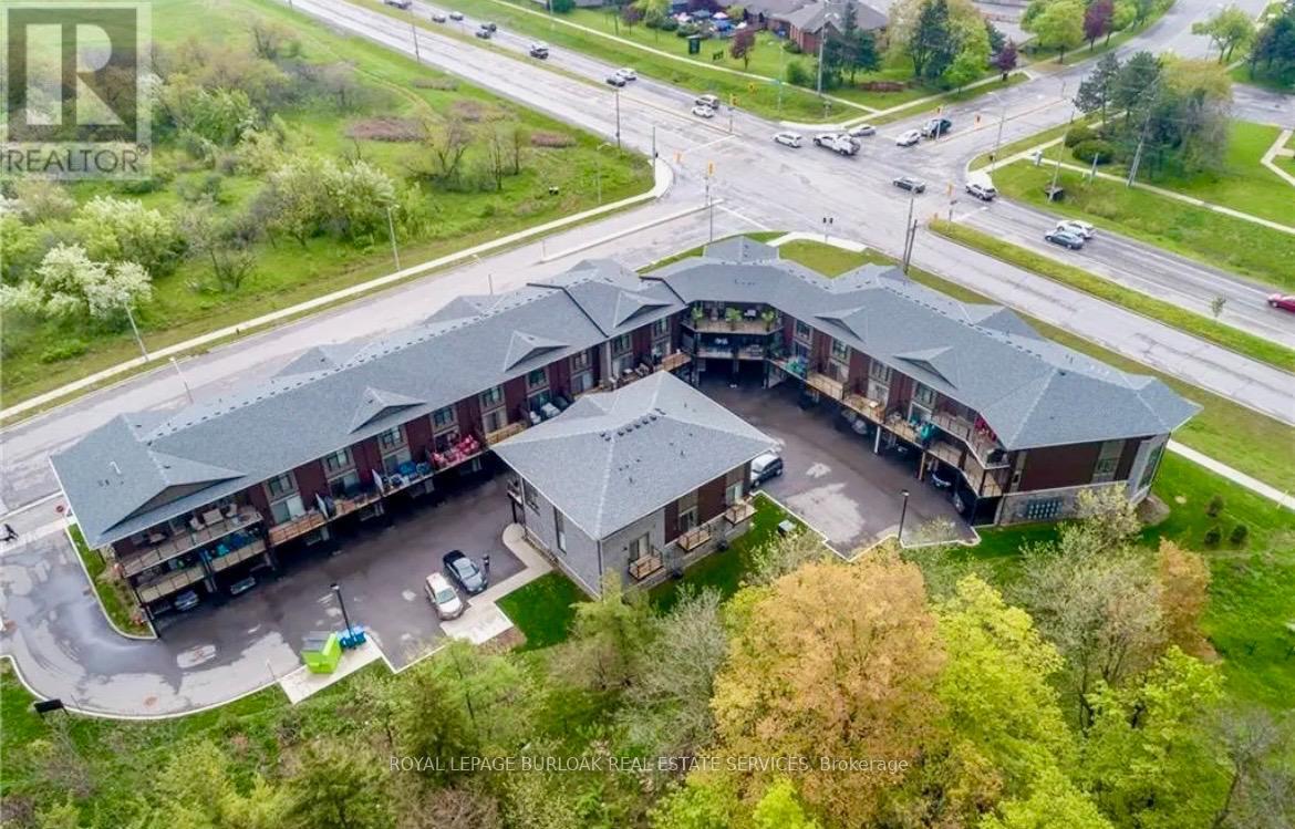 12 - 23 Echovalley Drive, Hamilton, Ontario  L8J 0K4 - Photo 47 - X12384137