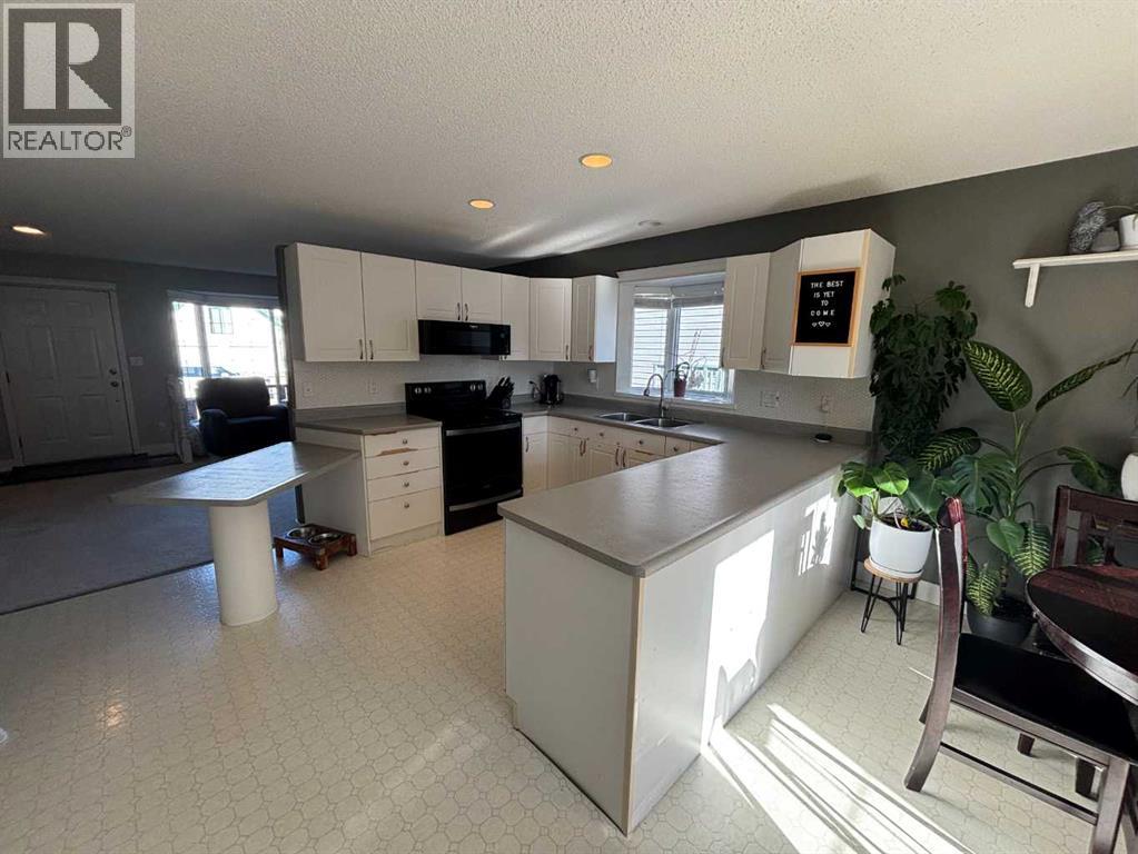 Property at 10413 83 Street image 5