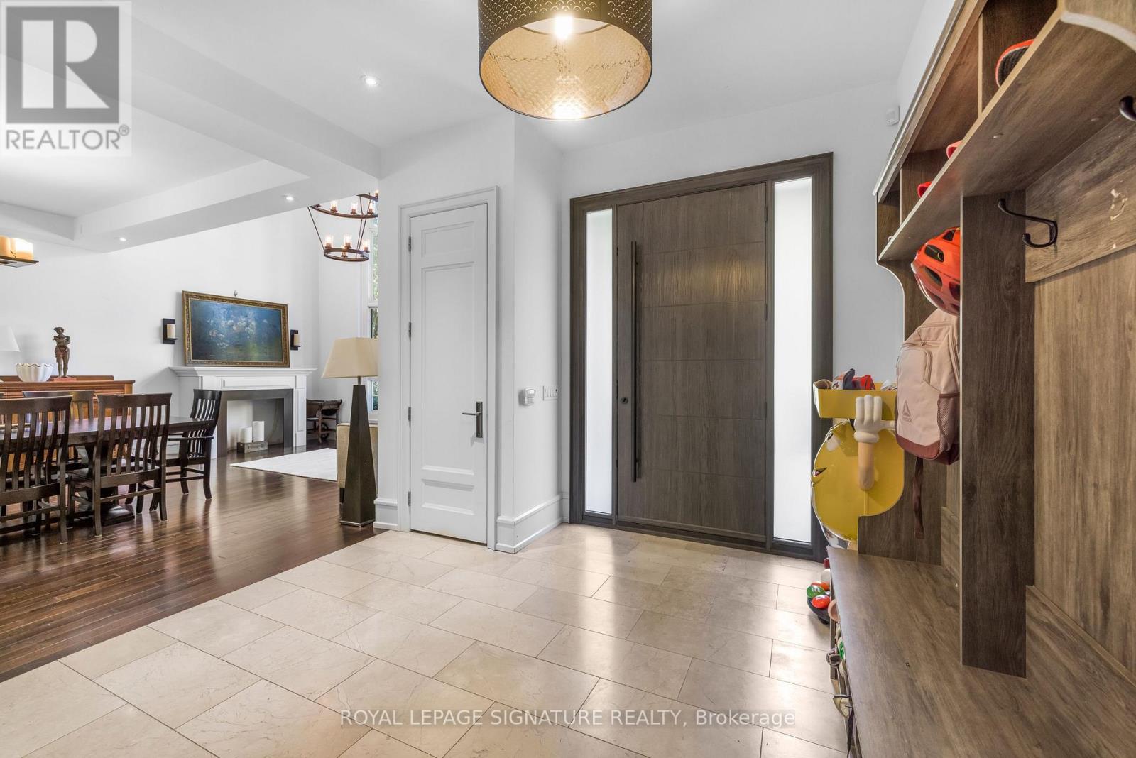 44 Crossburn Drive, Toronto, Ontario  M3B 2Z2 - Photo 2 - C12465493