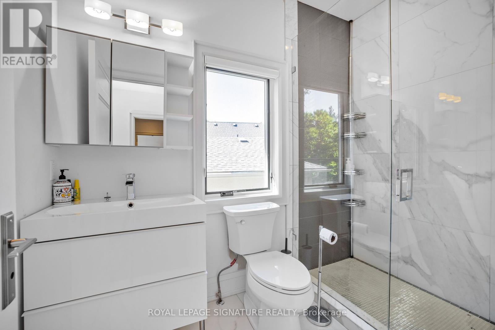 44 Crossburn Drive, Toronto, Ontario  M3B 2Z2 - Photo 24 - C12465493
