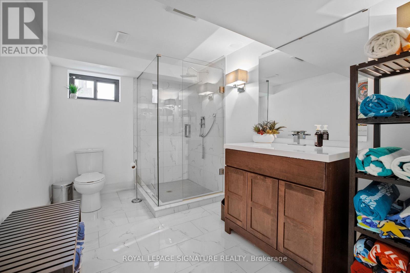 44 Crossburn Drive, Toronto, Ontario  M3B 2Z2 - Photo 32 - C12465493