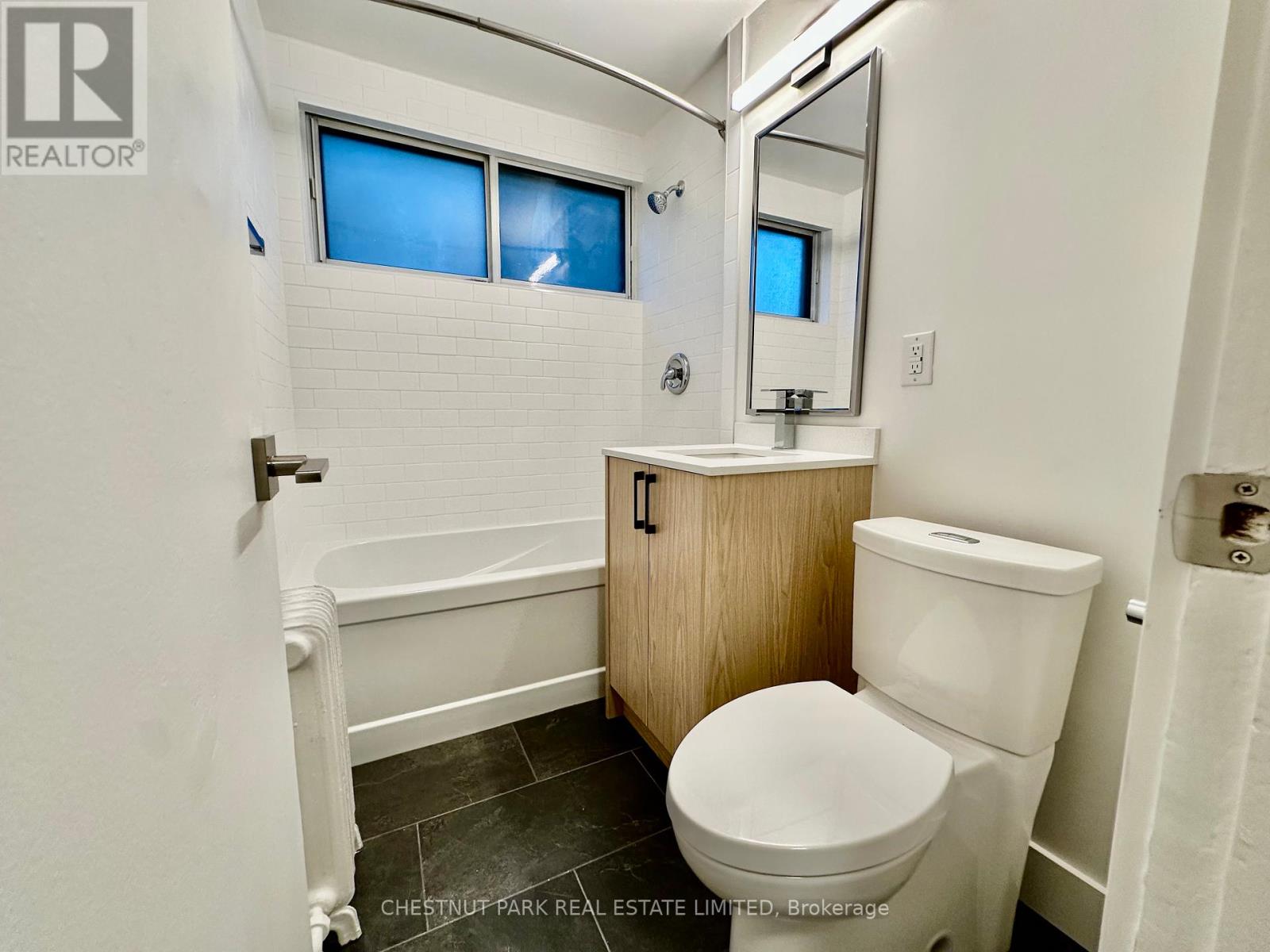 6 - 11 Wingreen Court, Toronto, Ontario  M3B 1B9 - Photo 10 - C12465508