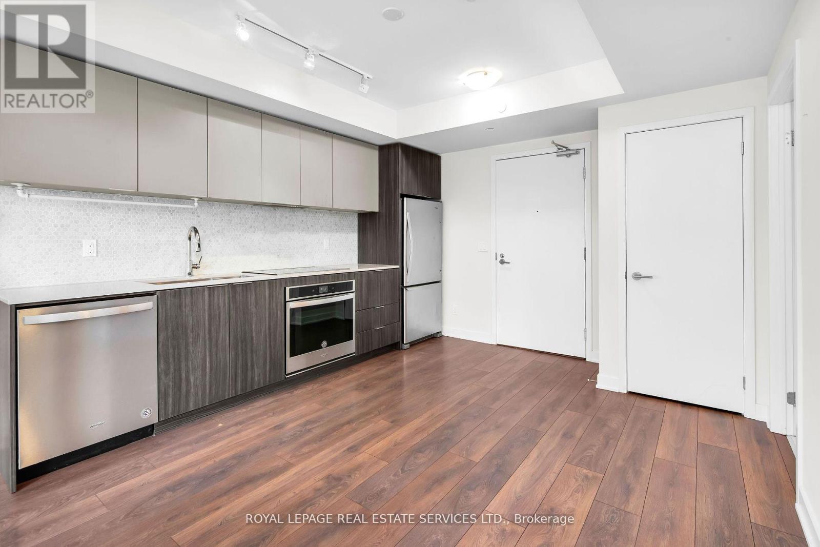 503 - 2 Sonic Way, Toronto (Flemingdon Park), Ontario  M3C 0P2 - Photo 10 - C12465516