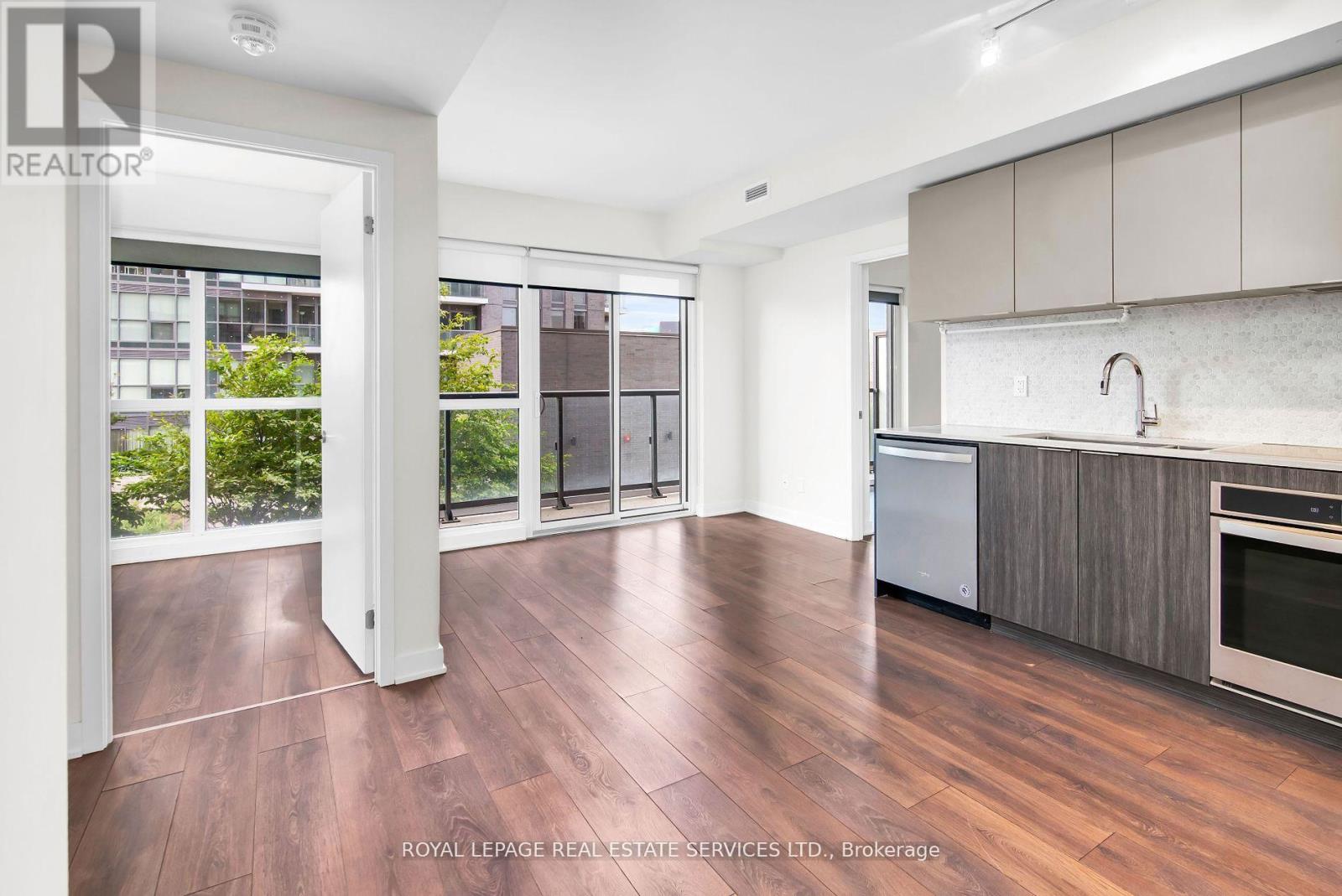 503 - 2 Sonic Way, Toronto (Flemingdon Park), Ontario  M3C 0P2 - Photo 5 - C12465516