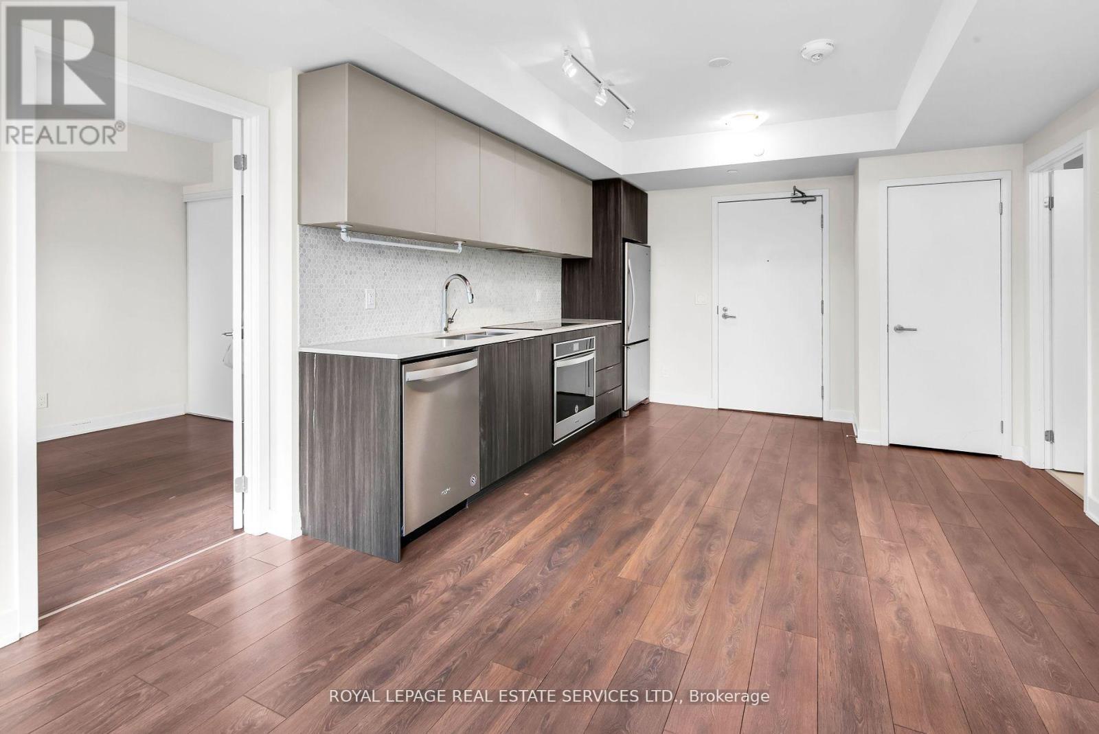 503 - 2 Sonic Way, Toronto (Flemingdon Park), Ontario  M3C 0P2 - Photo 9 - C12465516