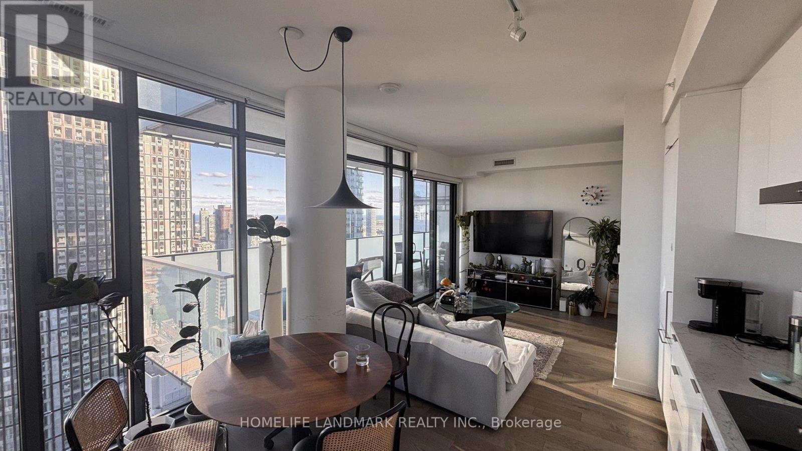 3516 - 20 Lombard Street, Toronto, Ontario  M5C 0A7 - Photo 1 - C12465534