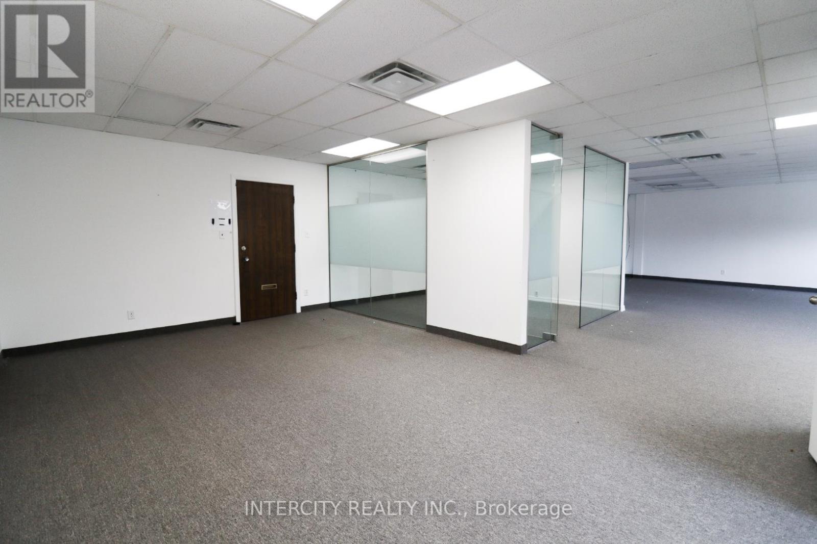 200 - 738 Sheppard Avenue E, Toronto (Bayview Village), Ontario  M2K 1C4 - Photo 11 - C12465536